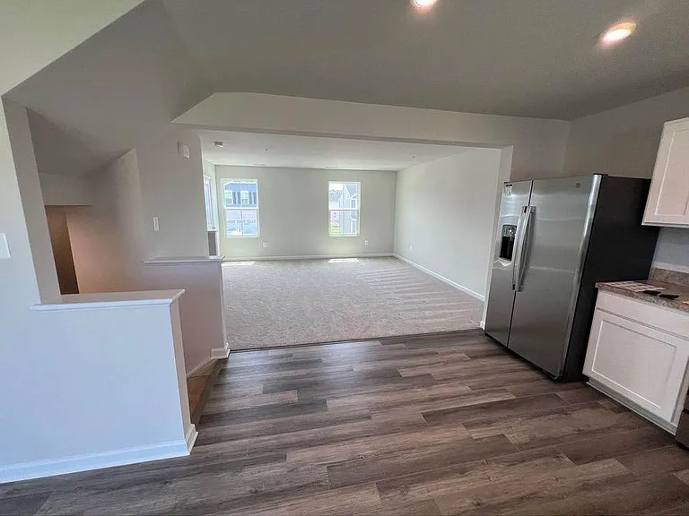 115 Butterfield Ave — Photo 21