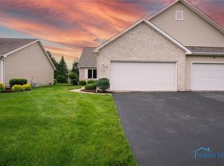 1446 Riverwalk Ct #6, Waterville, OH 43566
