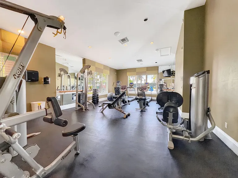 7895 Mahogany Run Ln #1422 — Photo 34