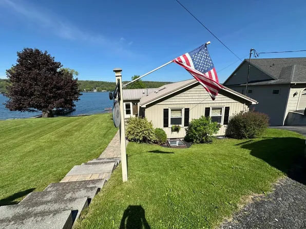 622 E Lake Rd, Penn Yan, NY 14527