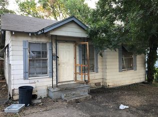 3221 N 24th St, Waco, TX 76708