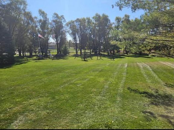 2nd image of 27780 Pratt Rd