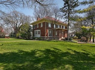 311 S Oak St, Hinsdale, IL 60521