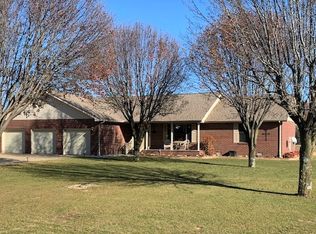 1114 Wildwood Rd, Dexter, MO 63841