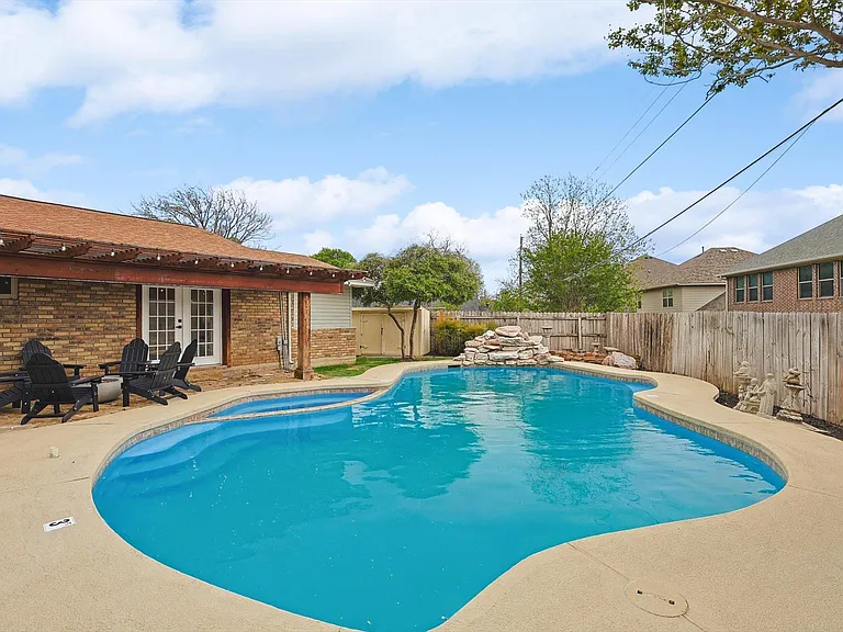 1208 Mayleaf Dr — Photo 32