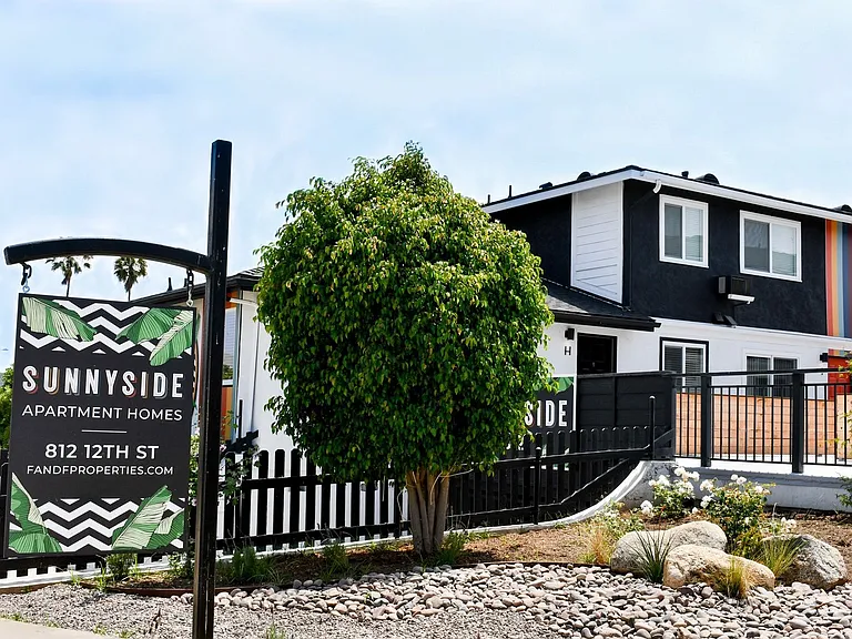 Sunnyside Apartments | Coastal Living in Imperial Beach — Photo 28