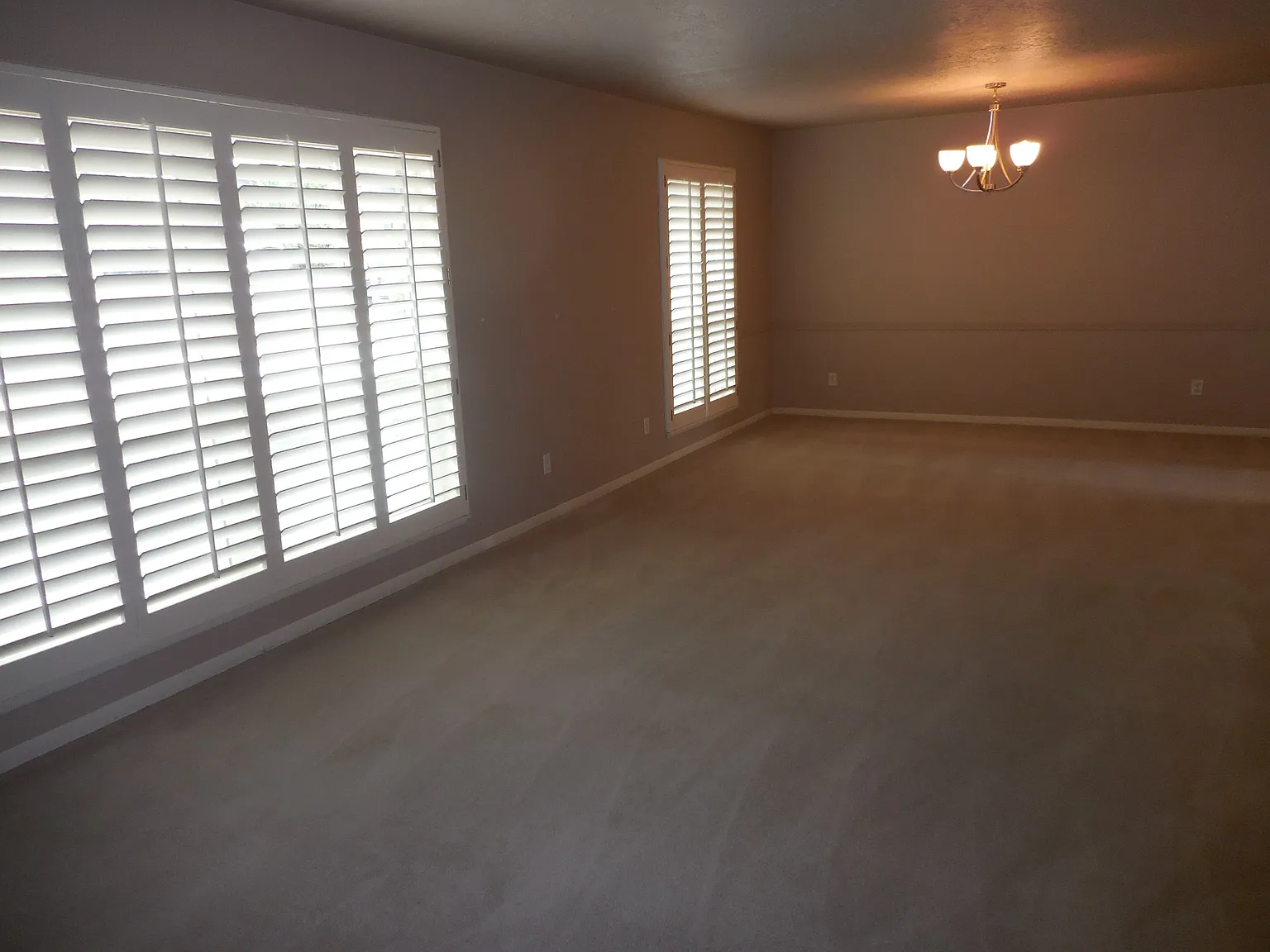 6308 Los Altos Drive - 1 — Photo 3