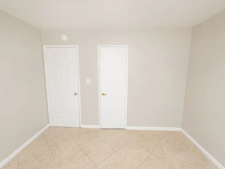 3532-3542 Bancroft Dr — Photo 10