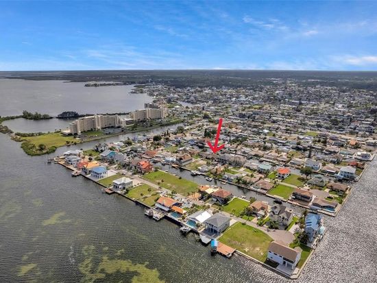 13610 Claudia Dr, Hudson, FL 34667