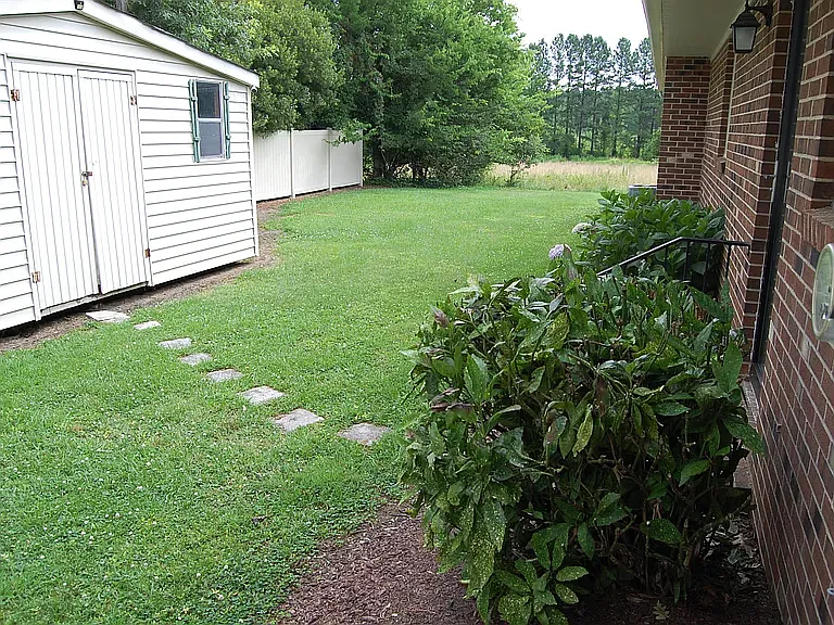 1418 Sherron Rd — Photo 7