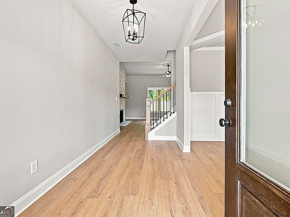 4th image of 901 Stalling Rd #30