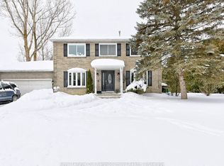 563 Cam Fella Blvd, Whitchurch Stouffville, ON L4A7H3
