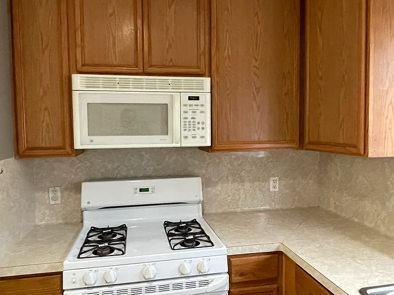 5923 Hatfield Glen Dr — Photo 13