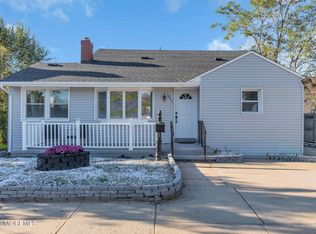 1011 Florence Ave, Union Beach, NJ 07735