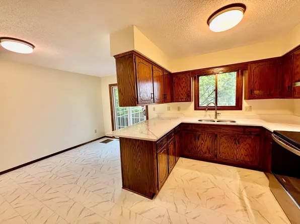 3333 74th Cir N, Brooklyn Park, MN 55443
