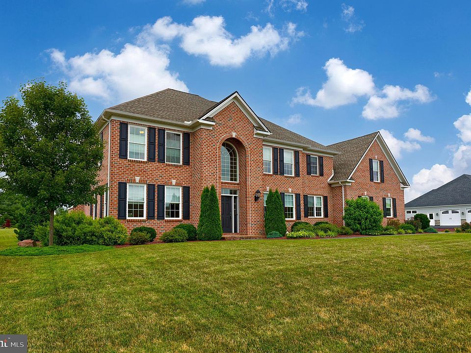 2775 Farnham Ln, York, PA 17408 Zillow