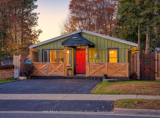 161 Quebec St, Bracebridge, ON P1L 1E3