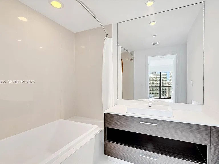 55 SW 9th St #3104 — Photo 20