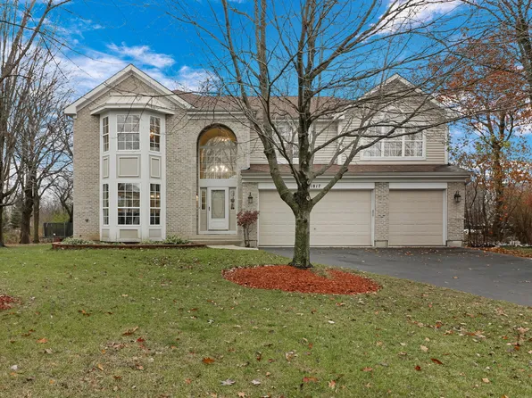 1817 S Waxwing Ln, Libertyville, IL 60048