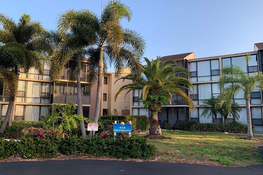 1st image of 618 Bird Bay Dr S