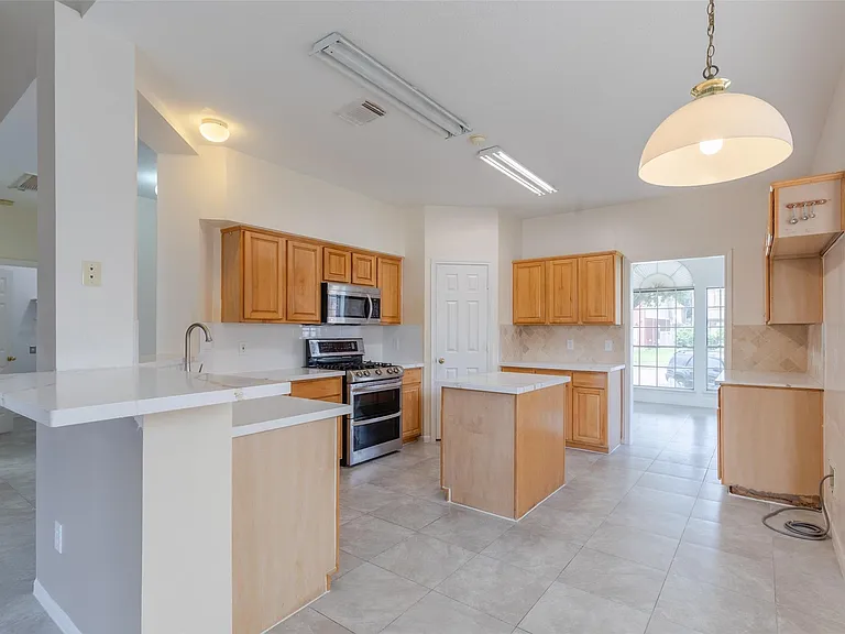 12214 Meadow Lane Ct — Photo 6