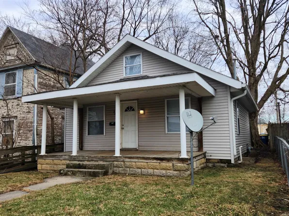 2812 S Elm St, Muncie, IN 47302