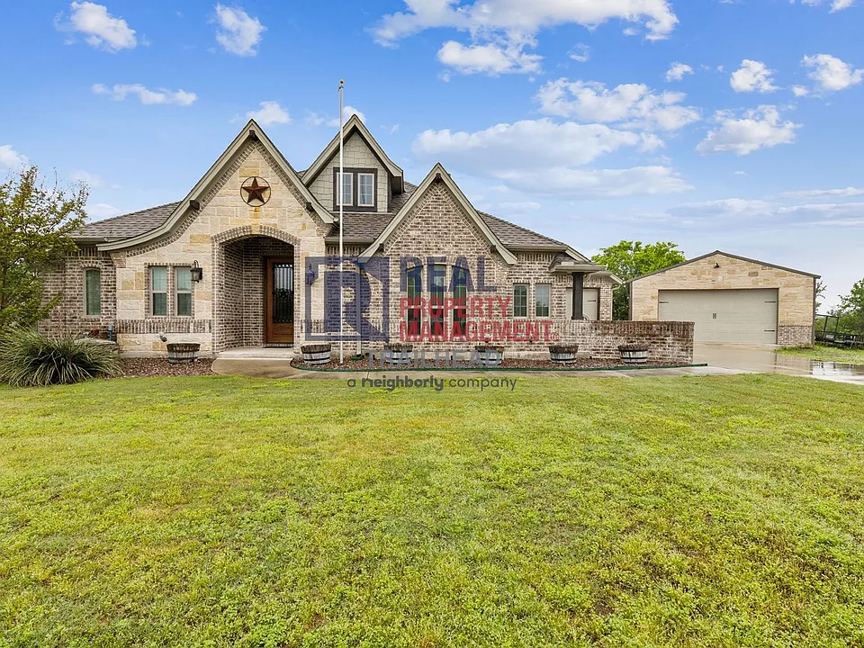 113 Maral Ln