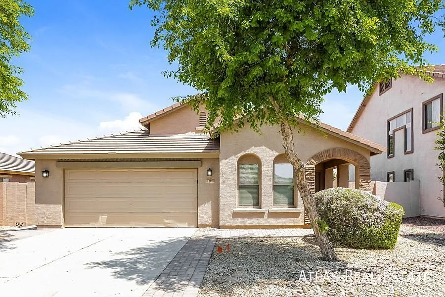 2770 E Dust Devil Dr