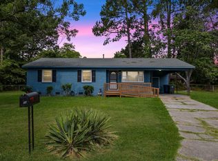 300 Bighorn Dr, Fayetteville, NC 28303
