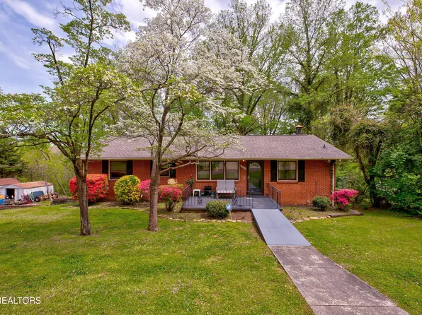 3604 Sprucewood Rd, Knoxville, TN 37921