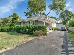 4217 Main St, Downers Grove, IL 60515