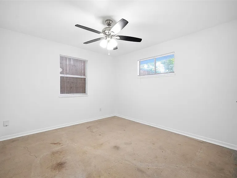 217 E 12th St #3 — Photo 13