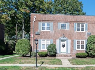 5 Parkway Vlg #A, Cranford, NJ 07016