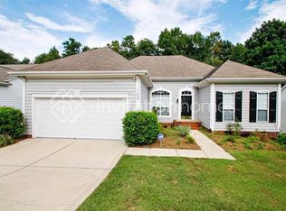 11626 Long Forest Dr, Charlotte, NC 28269