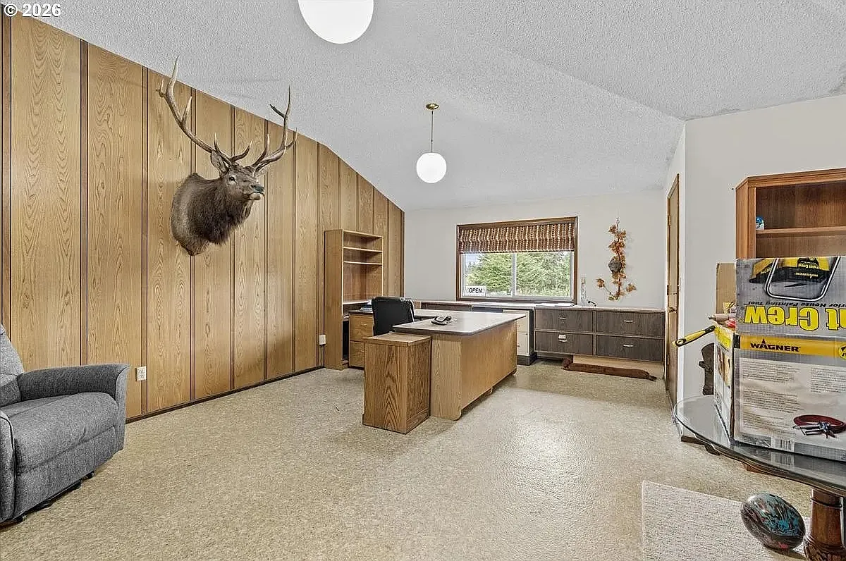 3 bed, 3000 sqft, $3,250 — Photo 4