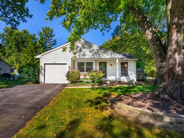 417 Travelaire Ave, Naperville, IL 60565