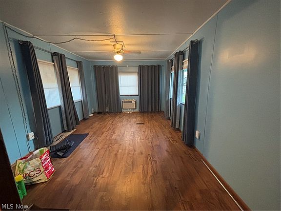 5th image of 9505 N Bedford Rd #34