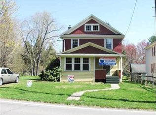 15 E Center Hill Rd, Dallas, PA 18612