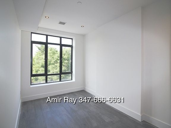 3rd image of 609 Saint Johns Pl #3B1