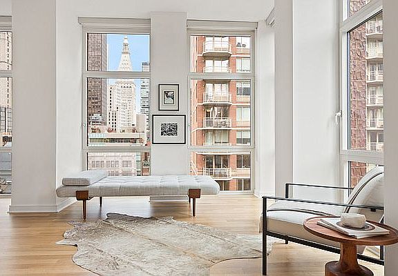 3rd image of 11 E 29th St APT 25A
