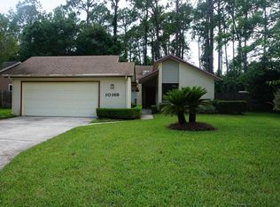 10168 Indian Princess Rd W, Jacksonville, FL 32257