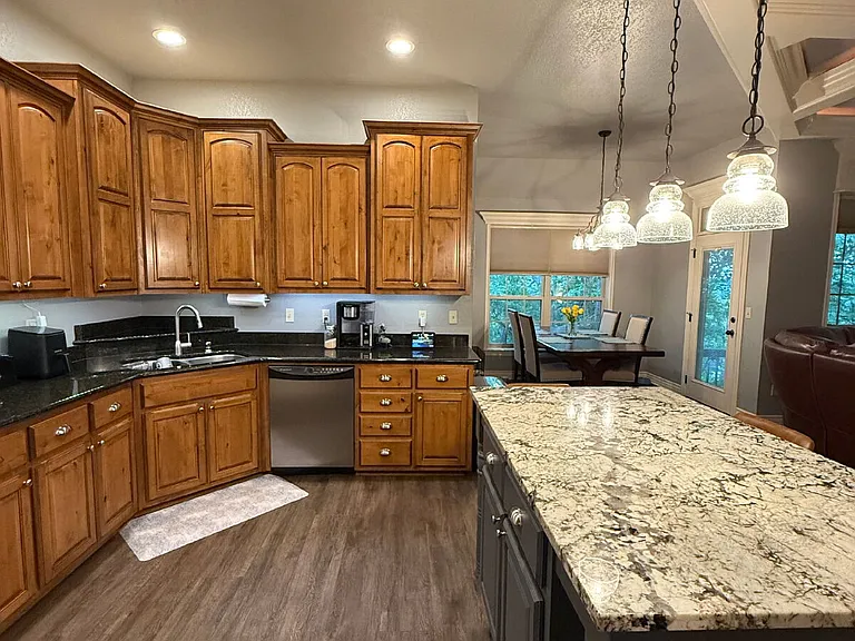 137 Millstone Ct — Photo 10