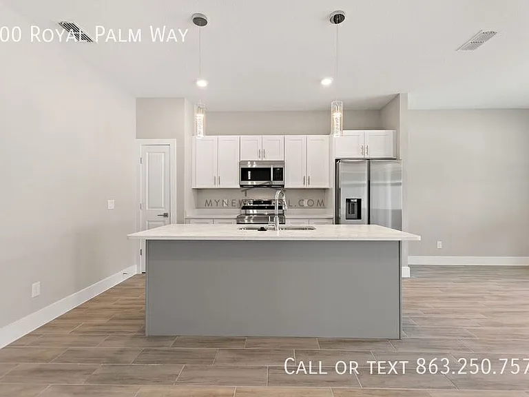 300 Royal Palm Way — Photo 18