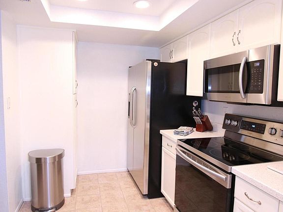 3rd image of 2515 W Emile Zola Ave