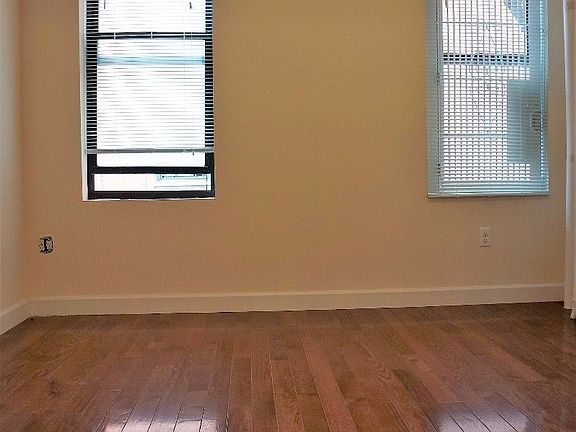 2nd image of 1512 Amsterdam Ave APT 9
