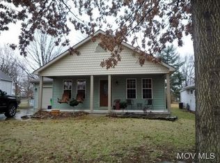 2107 Miller Ave, Belpre, OH 45714