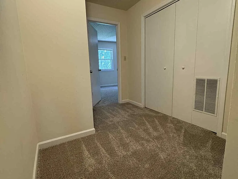 1730 Oshea St #2 — Photo 32