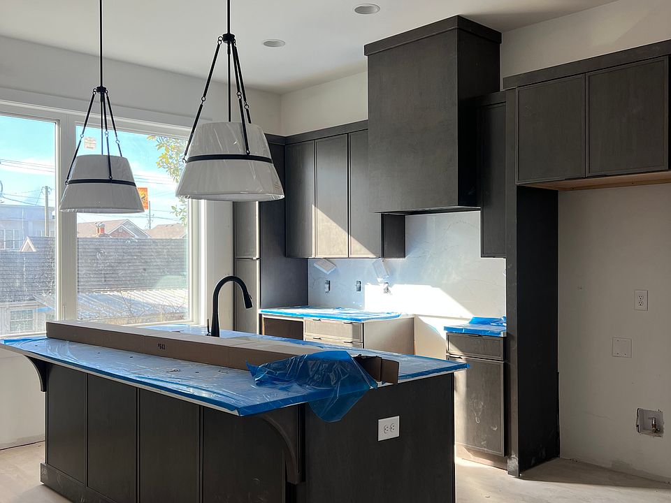 1st image of 600 Southgate Ave