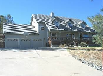 1st image of 2640 Roundhill Cir