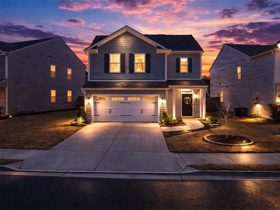 5206 Wild Berry Ct, Oakwood, GA 30566